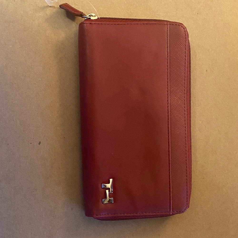 Tommy Hilfiger Red Wallet
